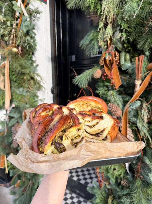 Pistachio Babka